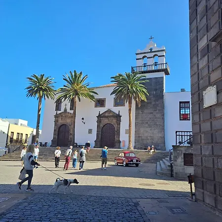 Gara Atico Vv דירה