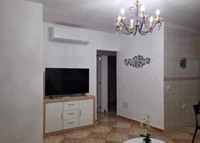 Gara Atico Vv גרצ'יקו